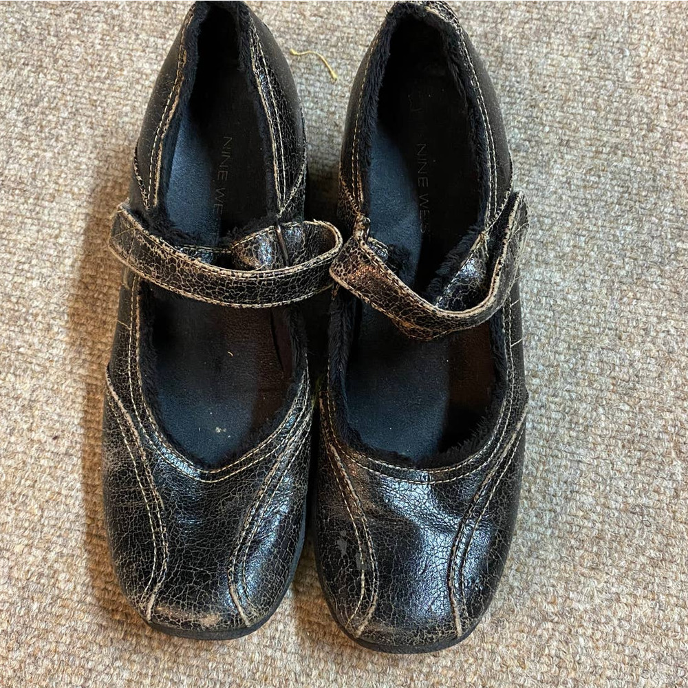 Nine West Fur Lined Leather Mary Jane Style Shoes with Heel Size 6.5